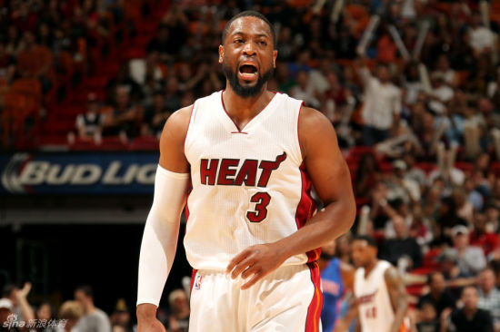 孔帕尼：我们没有“杯赛门将”制度；在混乱中迪亚斯有创造力（孔帕尼：不实行“杯赛门将”制度；迪亚斯在混乱中展现创造力）