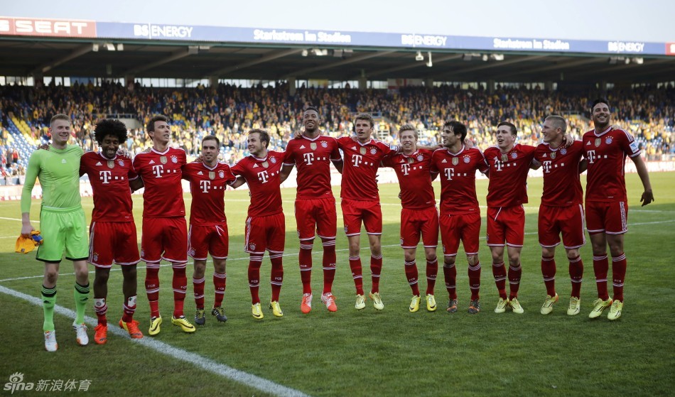 一场3-2让意甲榜首易主，阿莱格里神换人，让二追三奇迹逆袭（3-2逆转致意甲榜首易主，阿莱格里妙手换人上演让二追三奇迹）