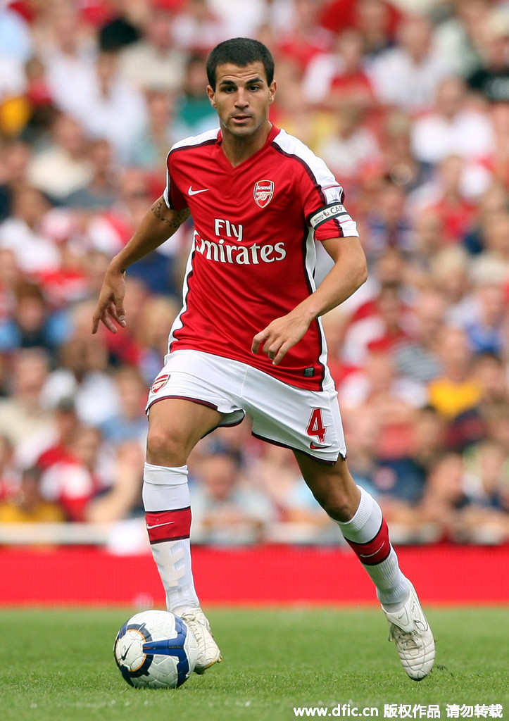 广东男篮在CBA俱乐部杯中以56-30大胜合肥狂风，发挥出色，攻防效率高，取得八强资格。（广东男篮56-30横扫合肥狂风，攻防俱佳晋级CBA俱乐部杯八强）