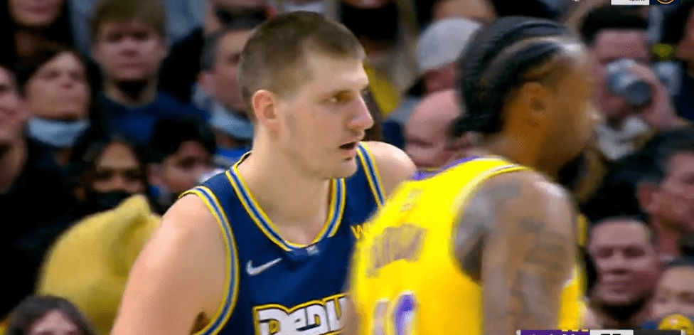 布达佩斯Major：猎鹰13-5 PUA获首胜，NiKo狂砍26杀（布达佩斯Major：猎鹰13-5击败PUA迎开门红，NiKo豪取26杀）