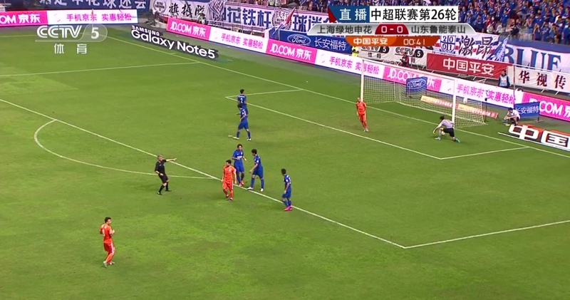 国米赛中年轻球员崛起，老将挣扎，球队面临转型与平衡挑战。（国米新人崛起、老将乏力，球队步入转型与平衡大考）