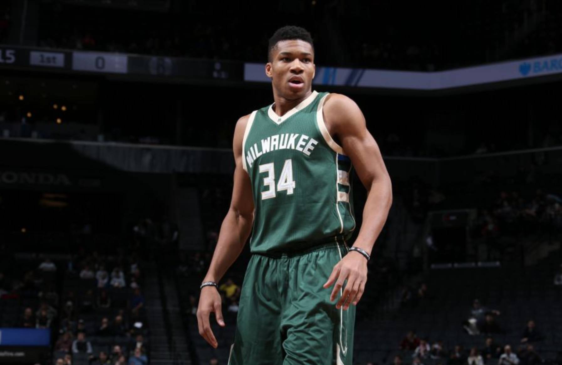 吉迪谈防特雷·杨绝平：我们预判了他想造犯规，我努力避开他（吉迪谈防守特雷·杨关键绝平：我们预判他会搏犯规，我尽力避免身体接触）