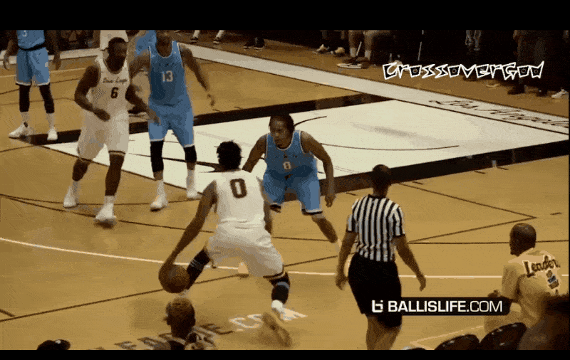 希勒：伊萨克真想走就赶紧卖了，纽卡的夏窗一团糟（希勒：伊萨克若铁心离队就尽快出售，纽卡今夏转会窗一塌糊涂）