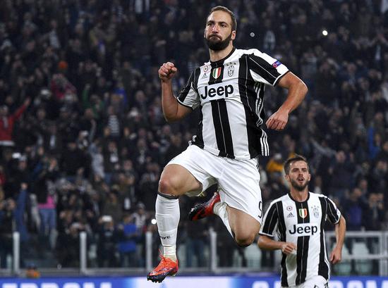 罗马诺：梅努可能在1月离开曼联，那不勒斯对租借他很感兴趣（罗马诺：那不勒斯有意租借梅努，他可能一月离开曼联）