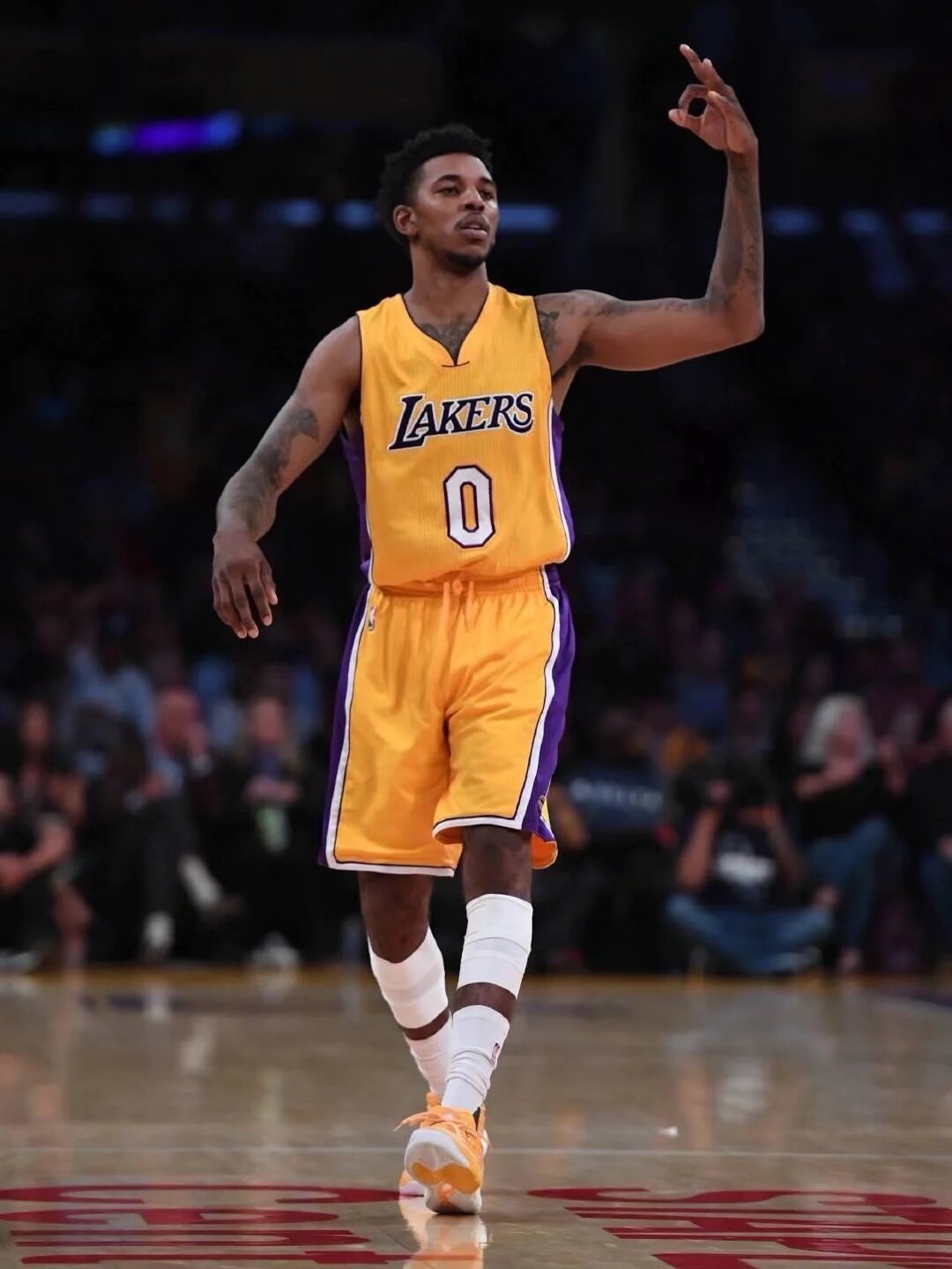 对手彻底被打乱节奏（对手节奏彻底乱了）