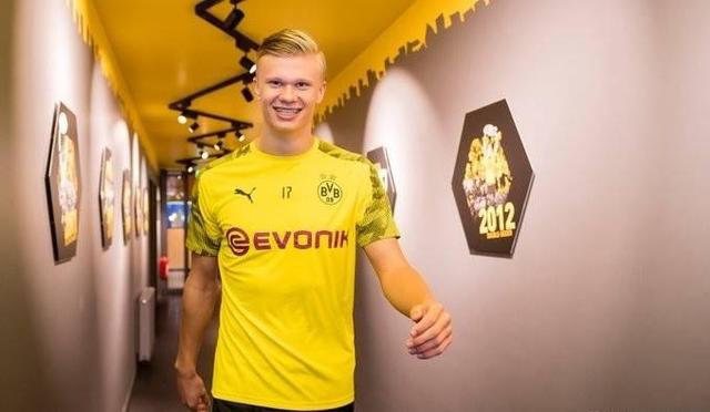 托莫里：在米兰感到被重视和支持；继续努力争取重回英格兰队（托莫里：在米兰备受重视与支持；将持续努力力争重返英格兰队）