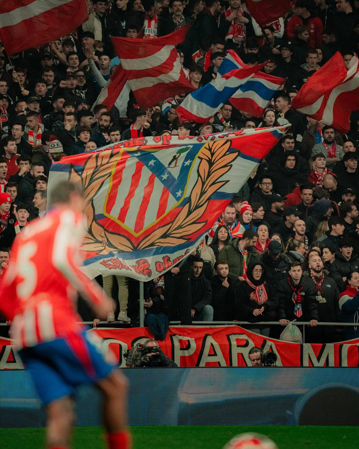 战胜阿森纳后，热刺社媒发文：又一座奖杯到手（力克阿森纳后，热刺社媒：奖杯再入账）