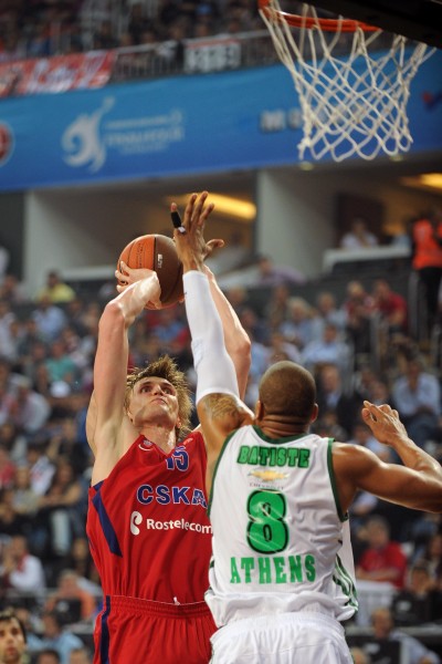 拉齐奥官方：罗维拉成功接受腹股沟手术（拉齐奥官宣：罗维拉腹股沟手术顺利完成）