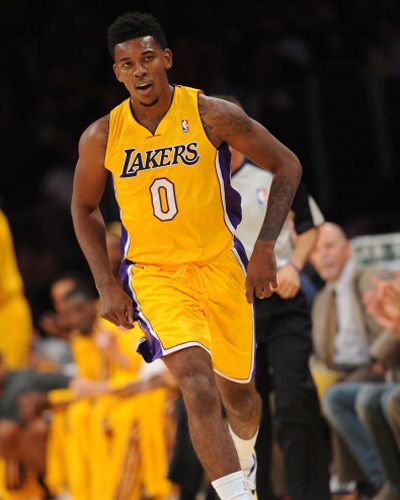 拉齐奥vs博洛尼亚：罗马尼奥利、贡多齐首发，奥尔索利尼、胡安-米兰达出战（拉齐奥对阵博洛尼亚：罗马尼奥利、贡多齐先发，奥尔索利尼与胡安-米兰达披挂上阵）