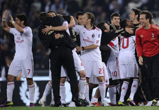 篮球篮网球队更换战术，提高进攻效率（篮网队调整战术，进攻效率显著提升）